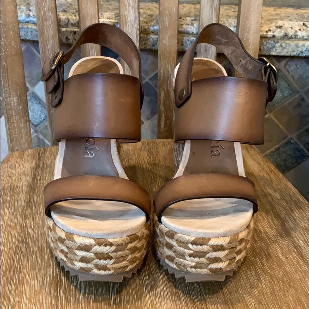 Pedro Garcia wedges